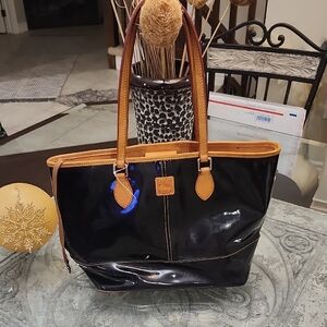 Dooney & Bourke Black and Tan Patent Leather Women's Tote  Shoulder Bag